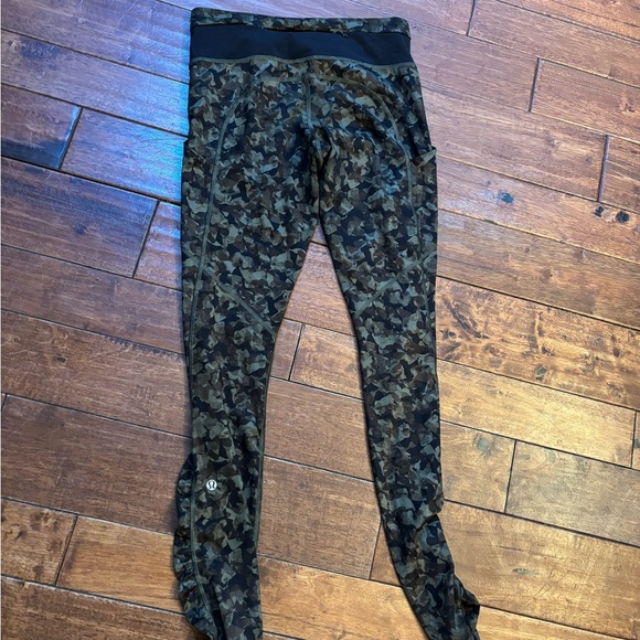 Lululemon sz 6 bundle of 3 items - Picture 10 of 11